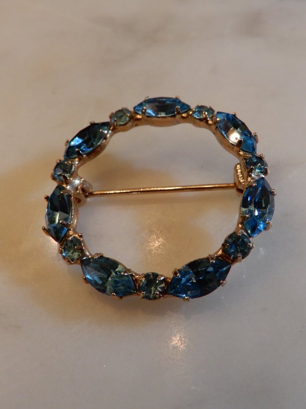 Vintage Rhinestone Circular Brooch - Picture 2 of 6